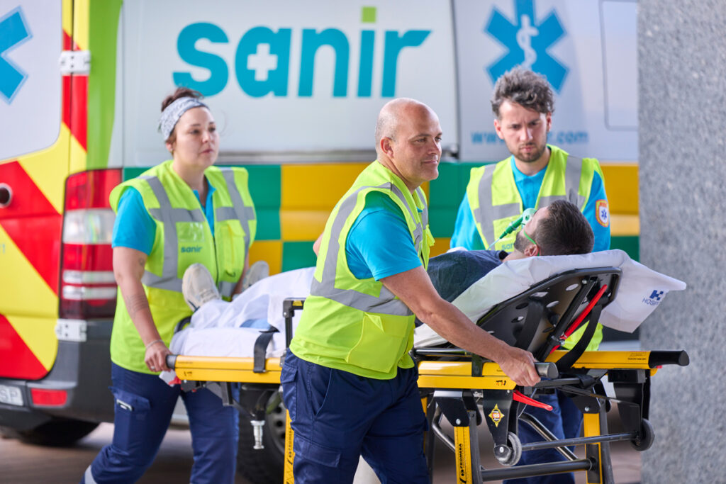 Puede una ambulancia privada realizar traslados ciudades